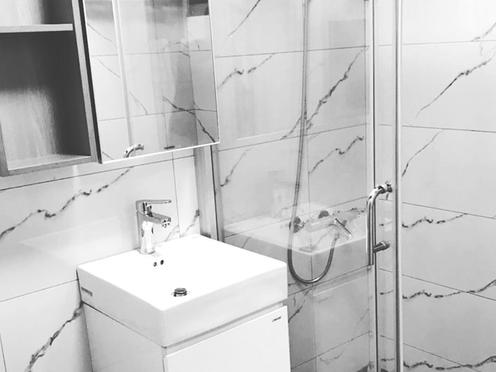 錦城企業(yè)社/臺(tái)南各種門(mén)窗買(mǎi)賣(mài)/淋浴拉門(mén)、玄關(guān)門(mén)..等