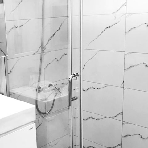 錦城企業(yè)社/臺(tái)南各種門(mén)窗買(mǎi)賣(mài)/淋浴拉門(mén)、玄關(guān)門(mén)..等